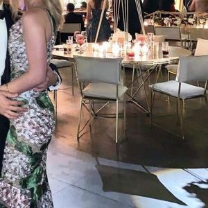 don’t sell !!!! Im looking for this dress!!!!!!!